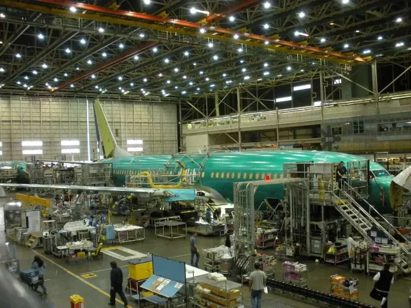 Over 40 Airlines at Risk Due to Faulty Boeing 737 Rudder Components, and More